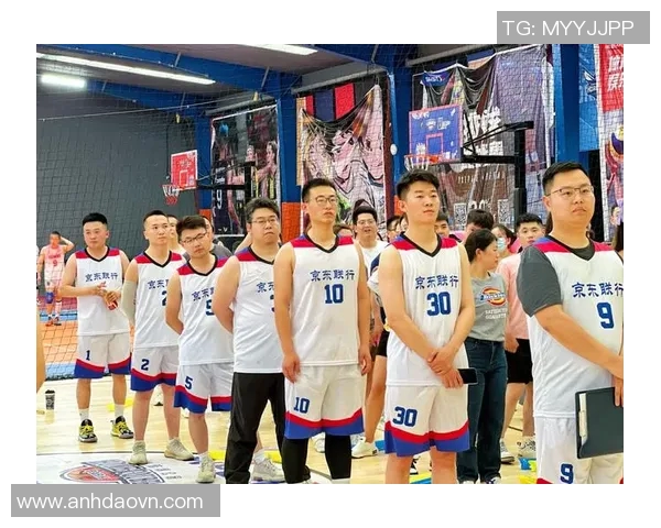 南京篮球队荣登篮球战术排行榜第四名展现强大实力与团队协作