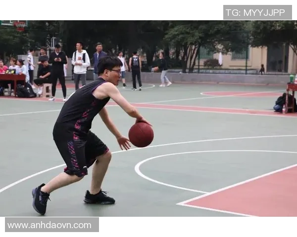 南京篮球队的节奏探讨：如何提升球队的比赛表现与观赏性