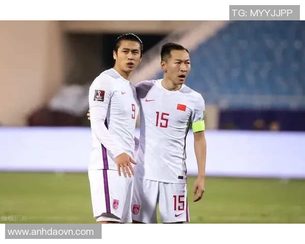 武汉足球队意识争议引发热议球迷与专家各执己见的背后故事