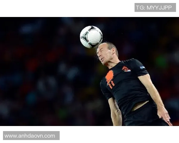 足球明星冲天辫的真实身份揭秘及其在足球界的影响力分析